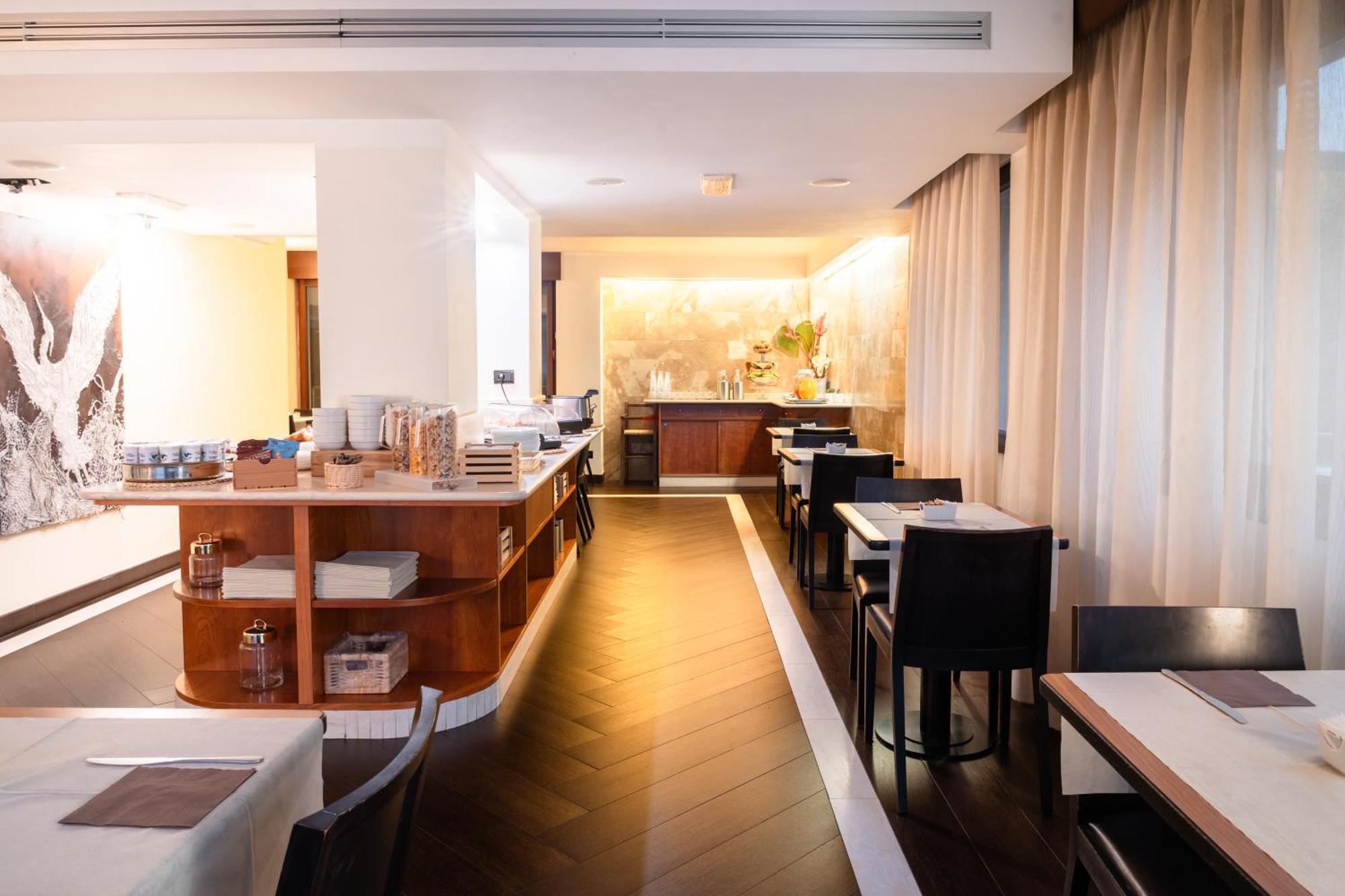 Hotel Airone - Ombrellone Incluso Al Bagno Dolce Vita A Marina Dal 1 Giugno Al 15 Settembre Grosseto Exterior photo